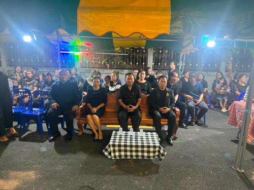 ร่วมเป็นเจ้าภาพสวดอภิธรรม “คุณพ่อชุมพร ศรีชัย” บิดาของนางสาวปราวีย์ ศรีชัย นักวิชาการพัฒนาชุมชนปฏิบัติการ